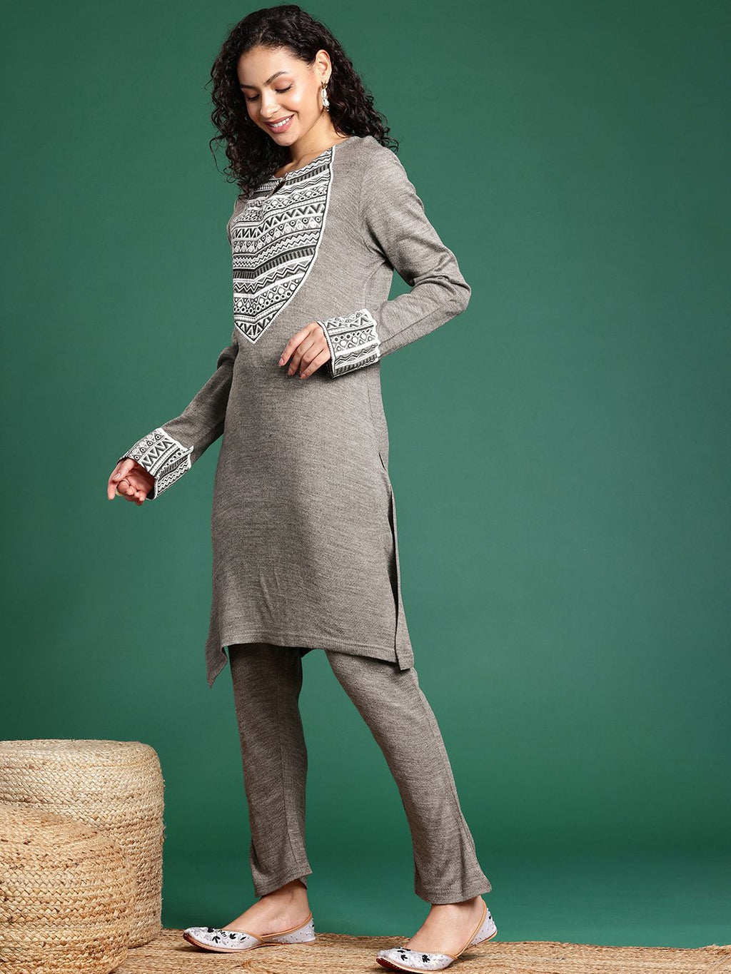 Sangria Printed Keyhole Neck Kurta with Trousers | Grocsy