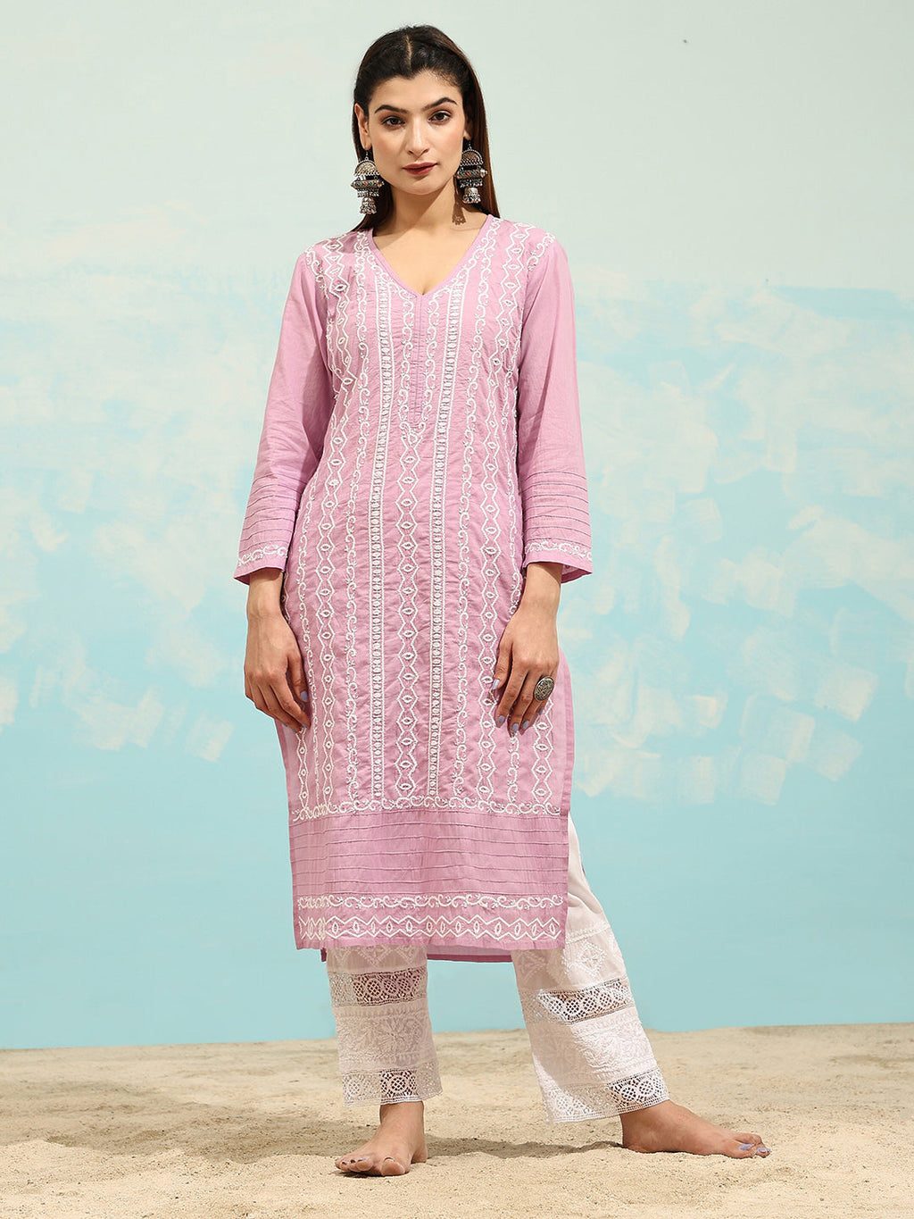 HOUSE OF KARI Cotton Floral Embroidered Chikankari Kurta | Grocsy