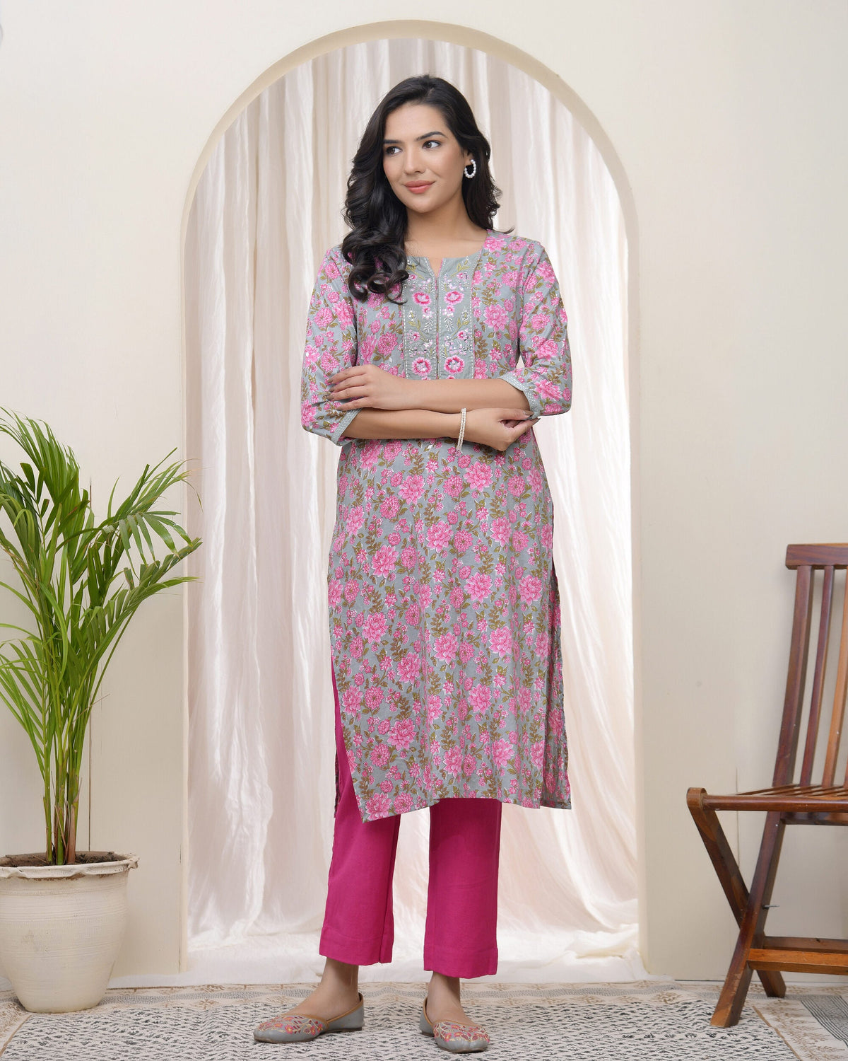 Vaasva Women Grey Cotton Printed Straight Kurti | Grocsy