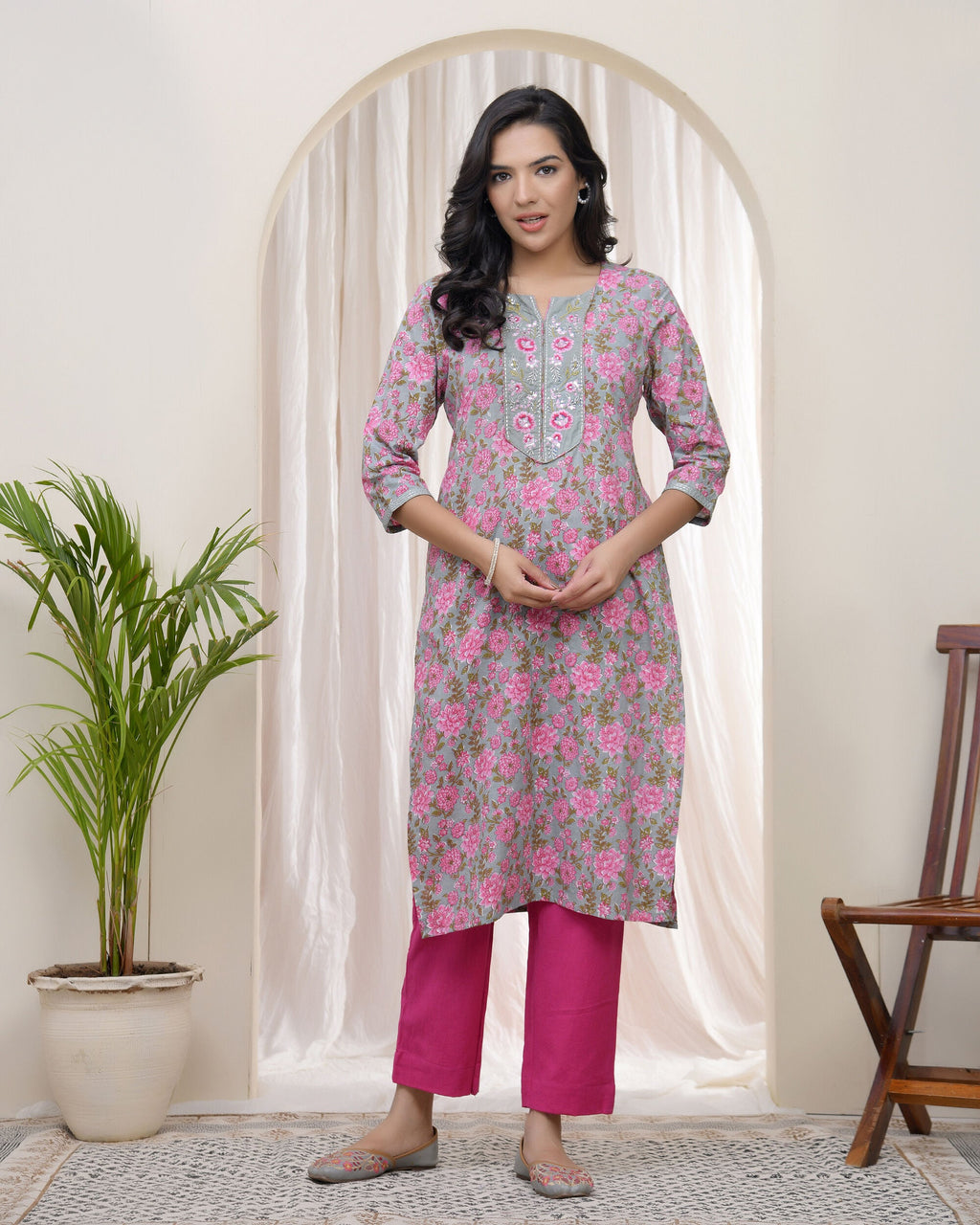 Vaasva Women Grey Cotton Printed Straight Kurti | Grocsy