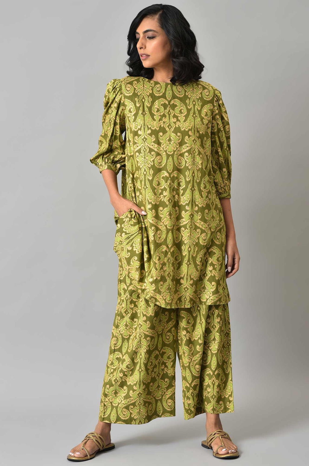 W for Woman Green Ikkat Printed Tunic with Parallel Pants Co-ord Set | Grocsy