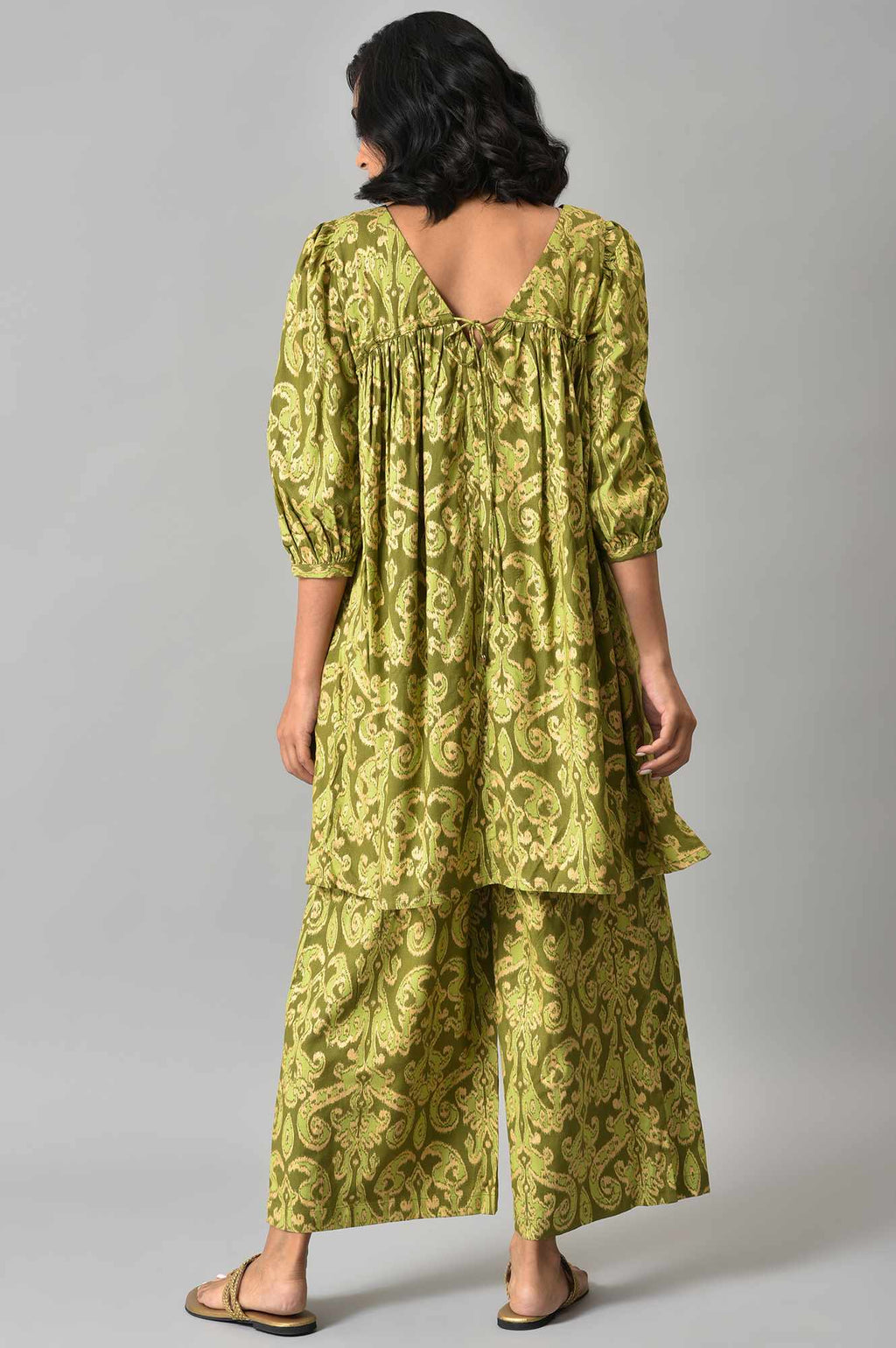 W for Woman Green Ikkat Printed Tunic with Parallel Pants Co-ord Set | Grocsy
