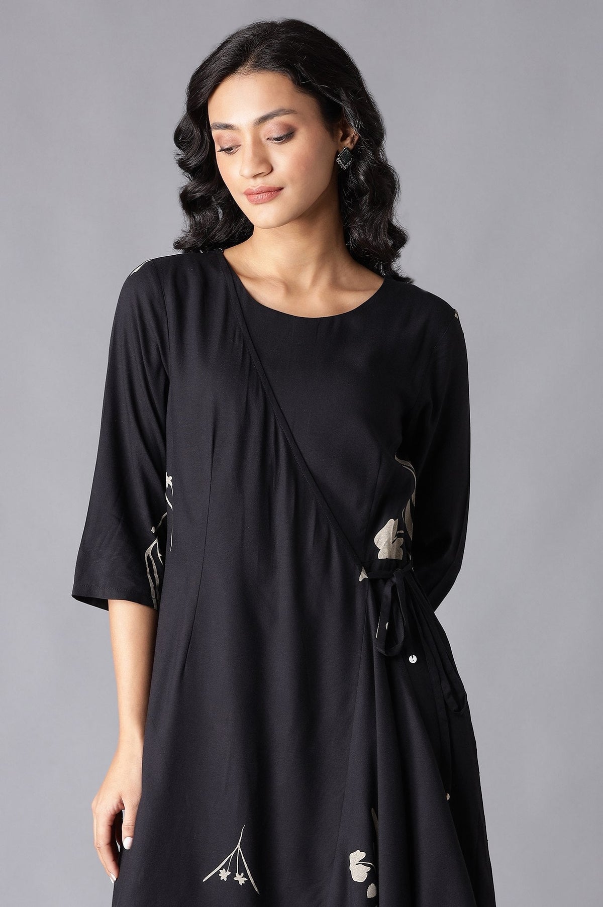 W for Woman Black Angrakha Jumpsuit in Round Neck | Grocsy