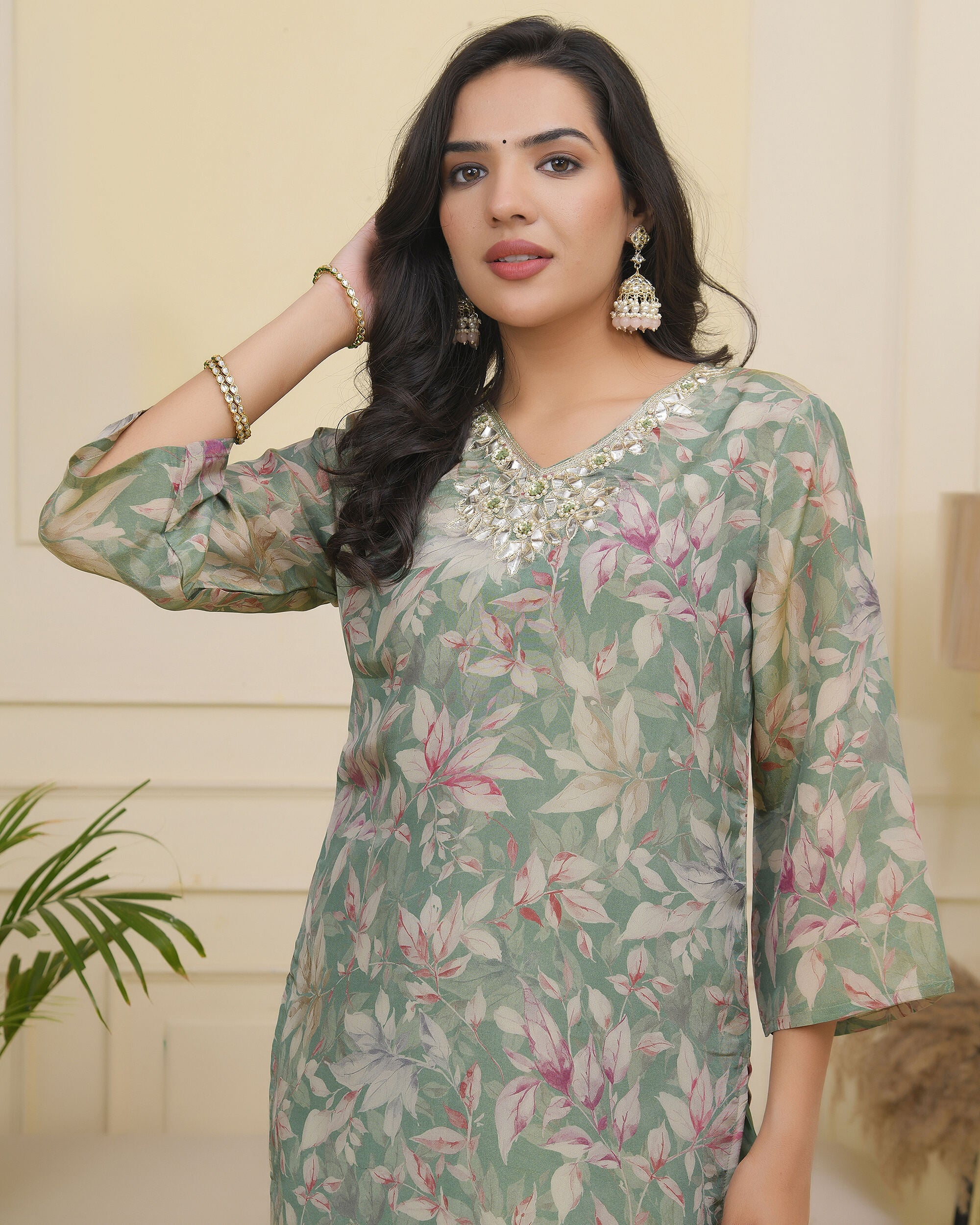 Vaasva Women Green Tissue Shimmer Kurta With Silk Pant & Dupatta | Grocsy