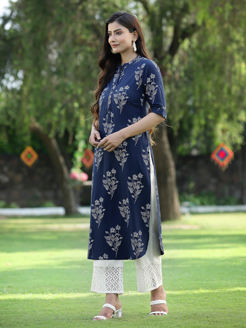 Juniper Womens Indigo Rayon Slub Printed Straight Kurta | Grocsy