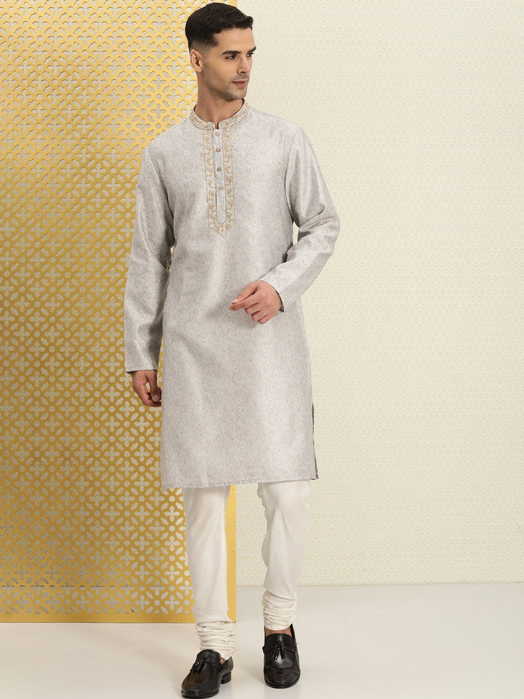 House of Pataudi Men Floral Printed Mandarin Collar Jashn Kurta | Grocsy