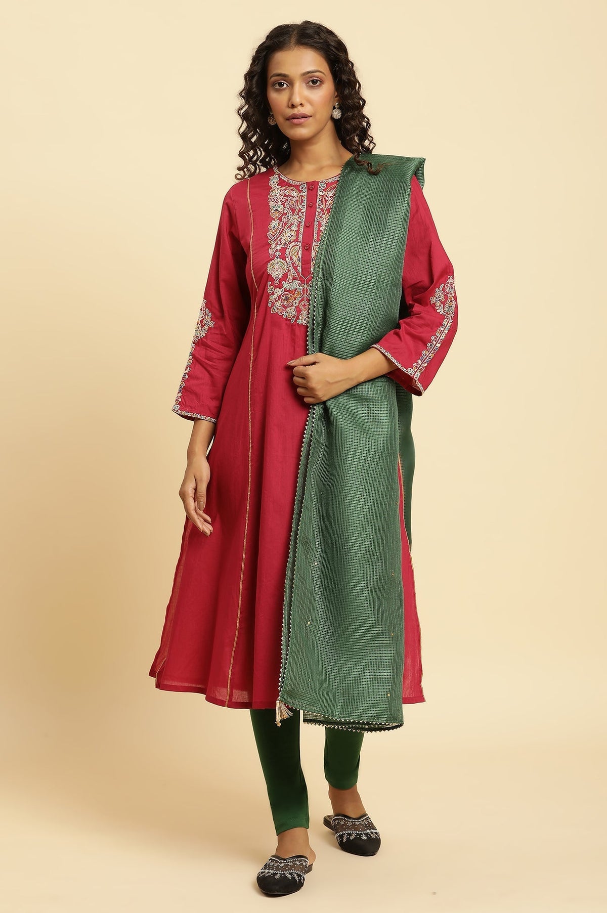 W for Woman Dark Green Embellished Kota Dupatta with Gota | Grocsy