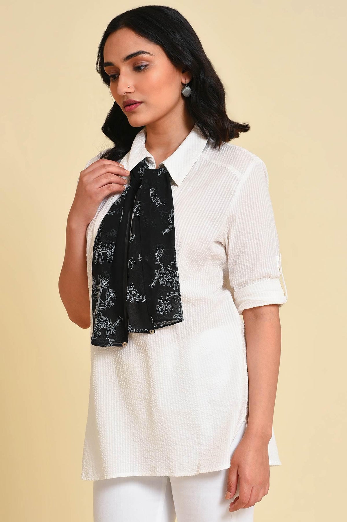 W for Woman White Seer Sucket Top With Detachable Scarf | Grocsy