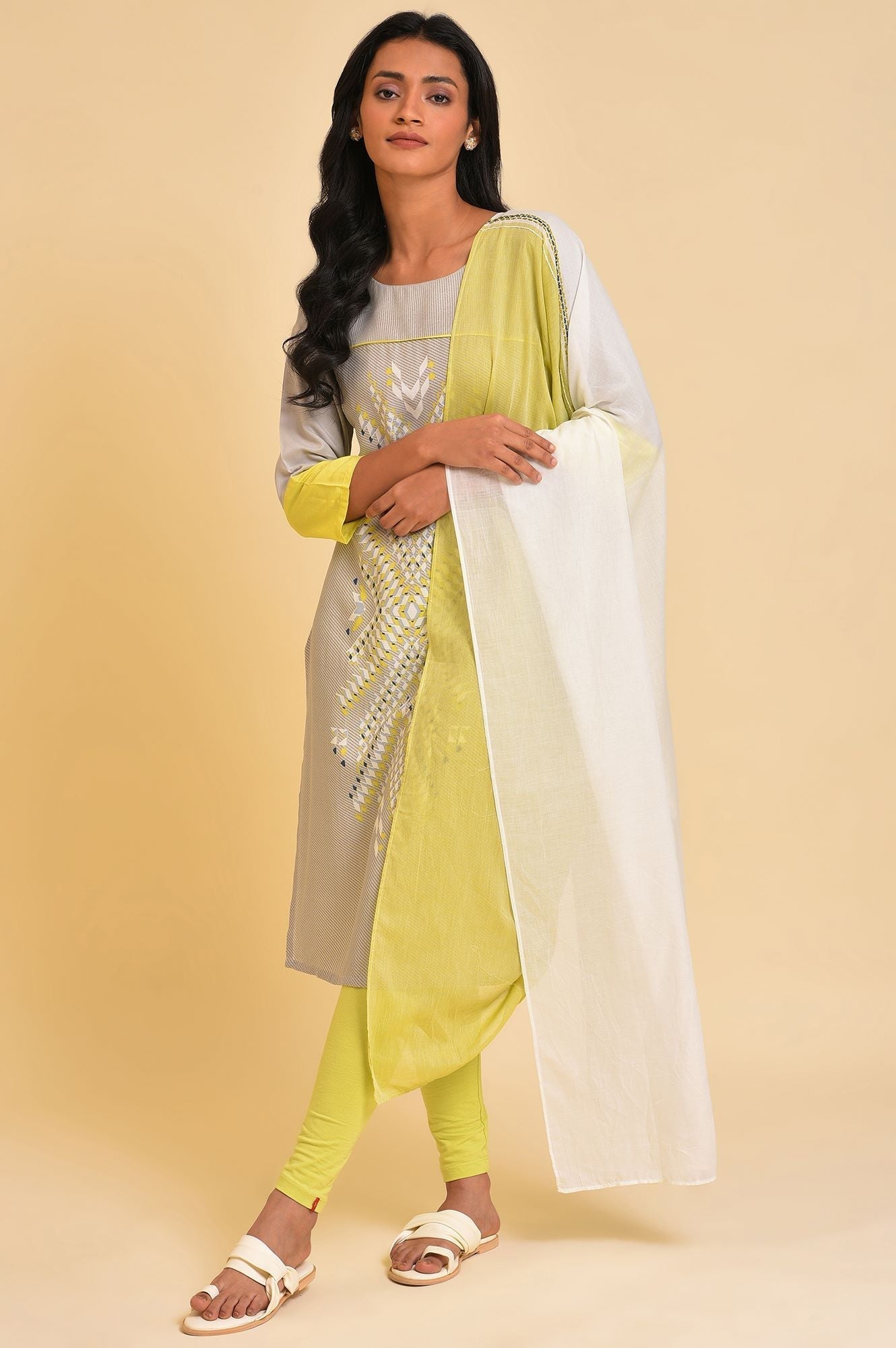 W for Woman Light Green And White Colour Block Dupatta | Grocsy