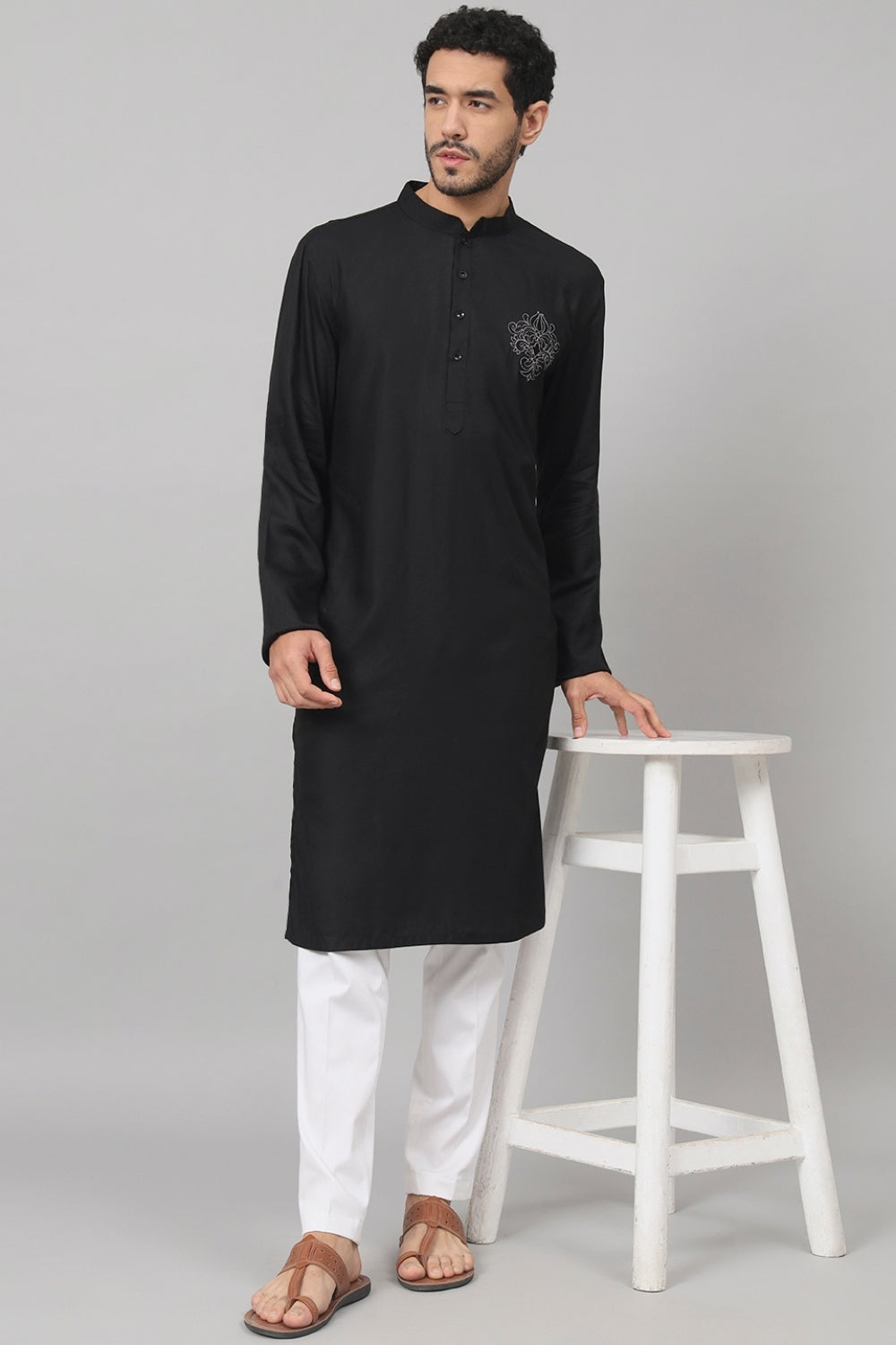 Coal Motif Embroidered Cotton Kurta by Hilo Design | Grocsy