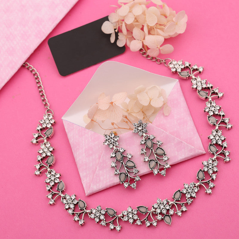 Tehzeeb Creations Silver Pleated White Diamond With Grey Beads Necklace Set | Grocsy