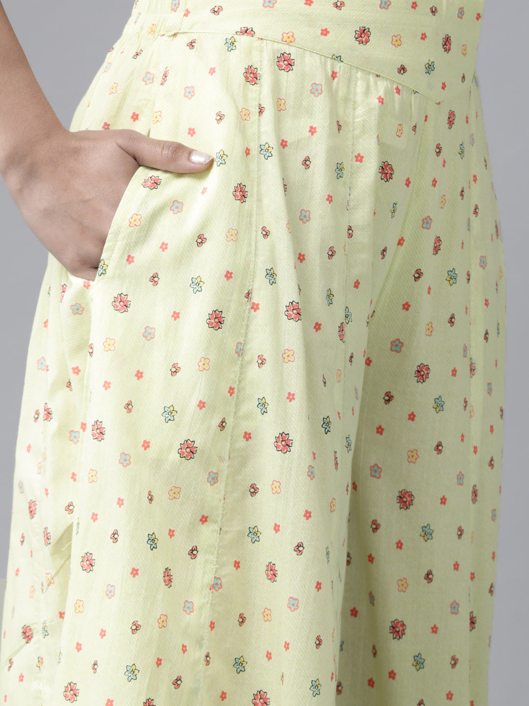 Juniper Women Limegreen Cambric Printed Straight Kurta Sets | Grocsy