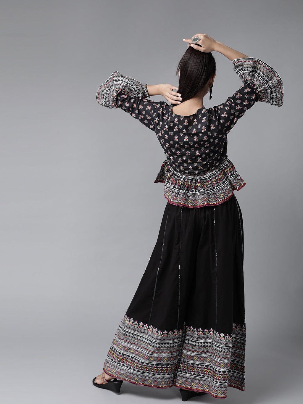 Juniper Womens Black Color Floral Printed Cambric Clothing Set | Grocsy