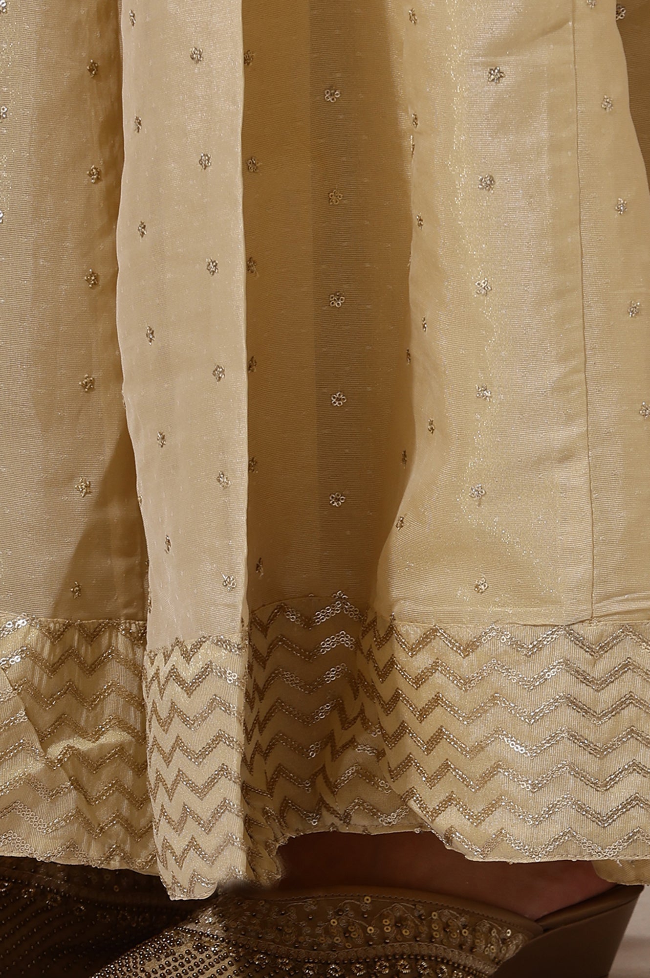 W for Woman Gold Solid Sequins Flarred Skirts | Grocsy