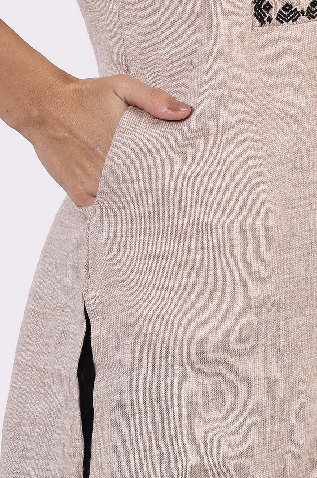 W for Woman Off White Solid Thread Work Acrylic Straight Tunic | Grocsy