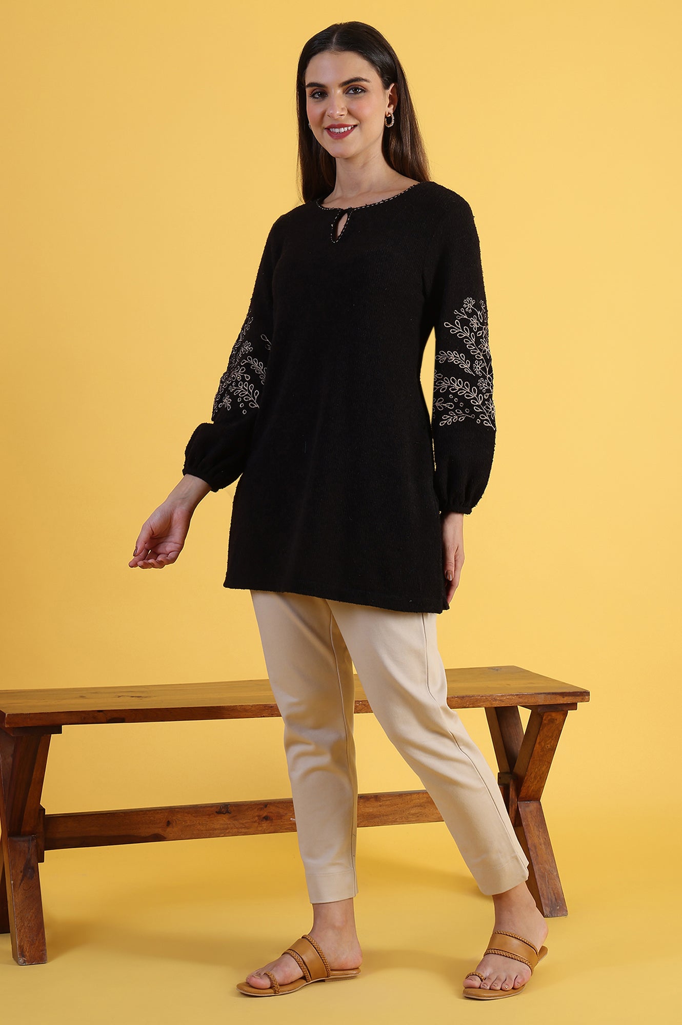 W for Woman Black Solid Straight Tunic | Grocsy