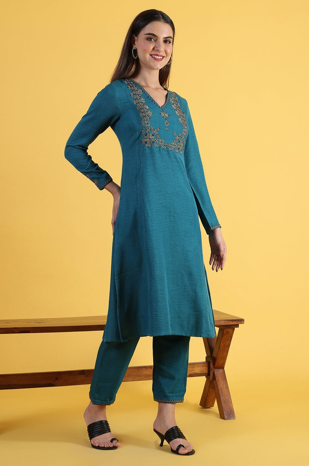 W for Woman Blue Solid Zari Straight Kurta & Straight pant with Shawl Set | Grocsy