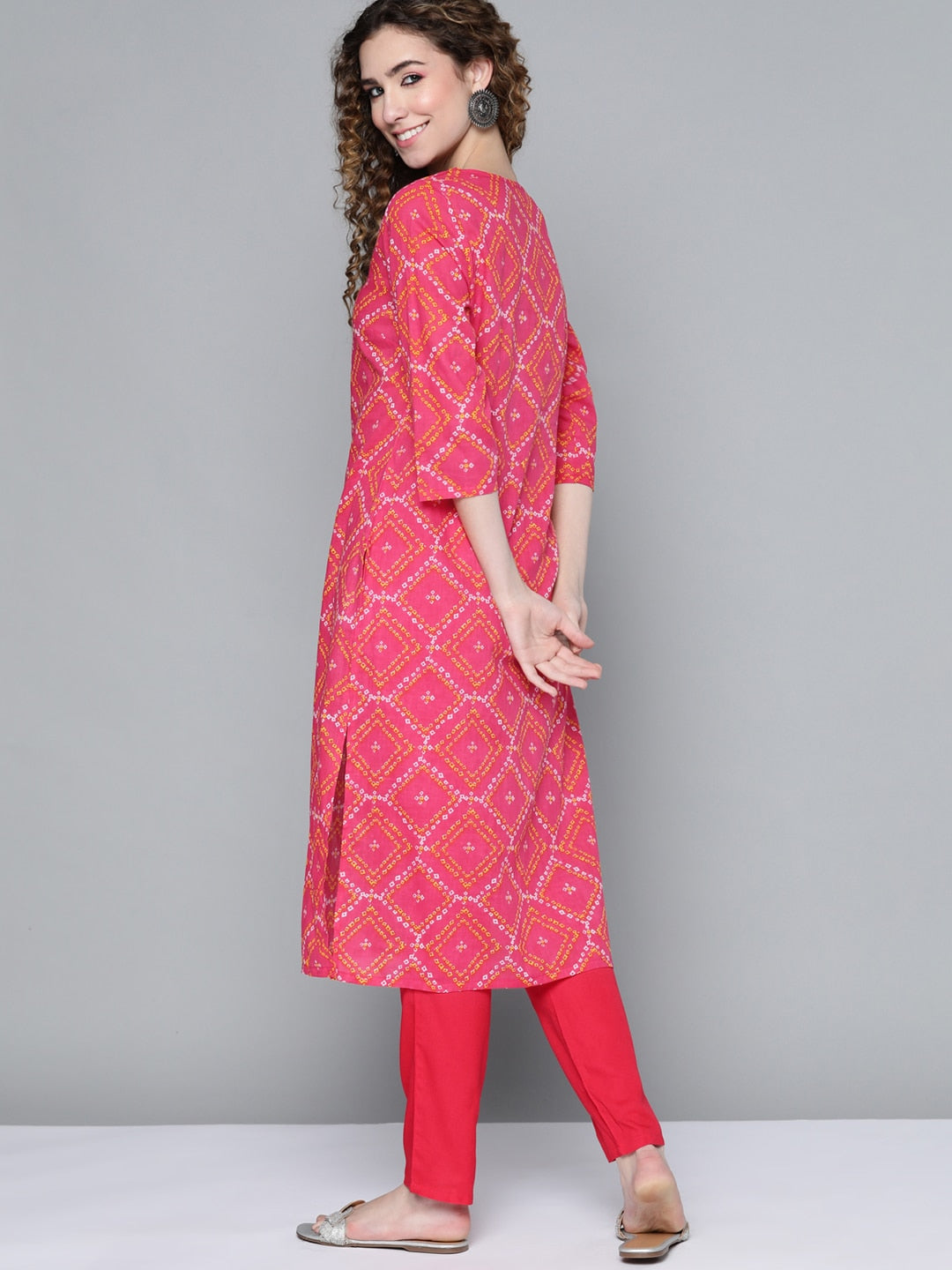 HERE&NOW Women Pink & White Bandhani Printed Kurta | Grocsy