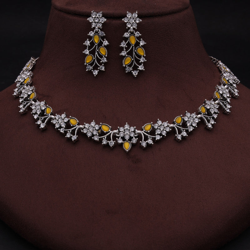 Tehzeeb Creations Silver Pleated White Diamond With Yellow Beads Necklace Set | Grocsy