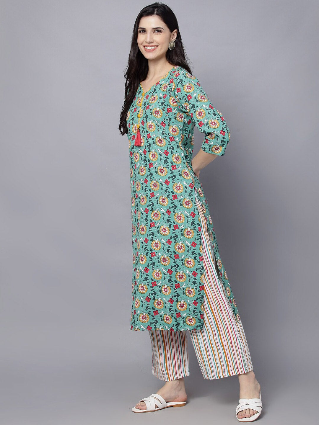 HERE&NOW Women Green Floral Printed Kurta Set | Grocsy