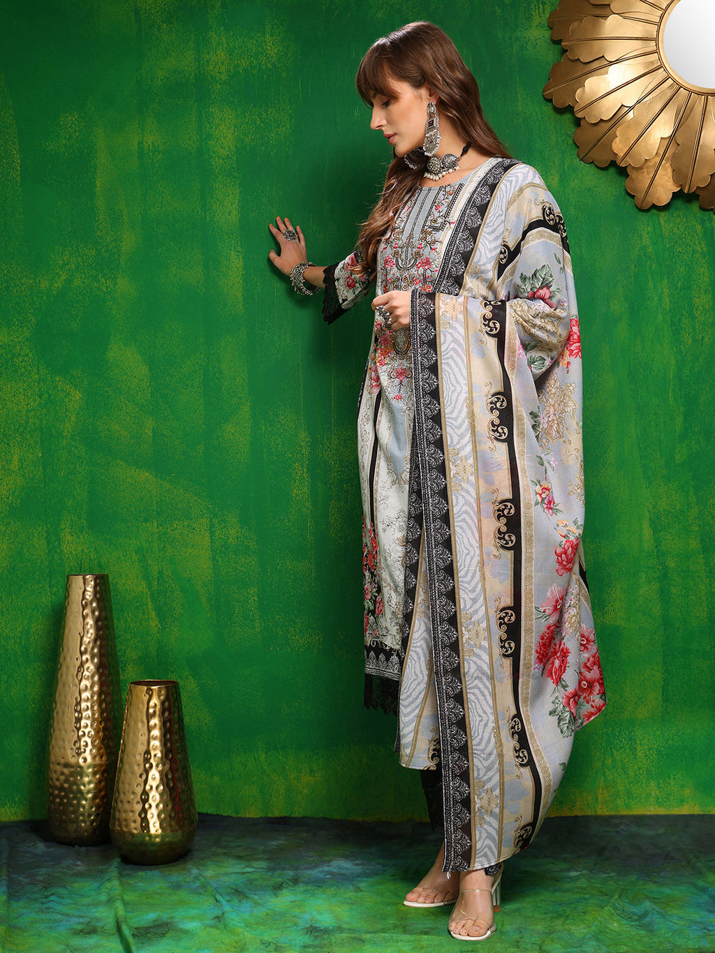 Pakistani Printed Kurta With Pant & Dupatta, Black - Hiral Fashion | Grocsy
