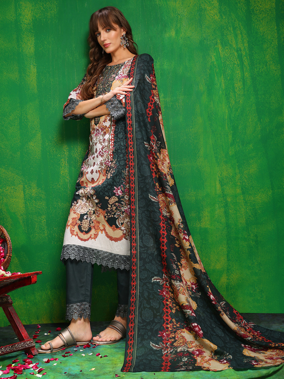 Pakistani Printed Kurta With Pant & Dupatta, Bottle-Green - Hiral Fashion | Grocsy