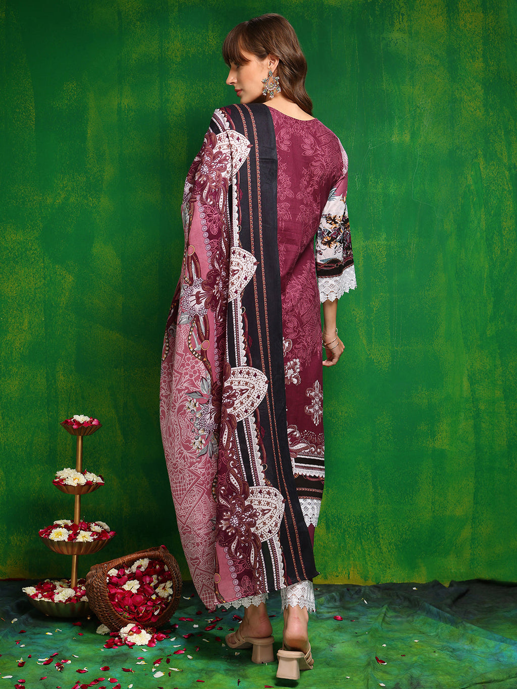 Pakistani Printed Kurta With Pant & Dupatta, Pink - Hiral Fashion | Grocsy