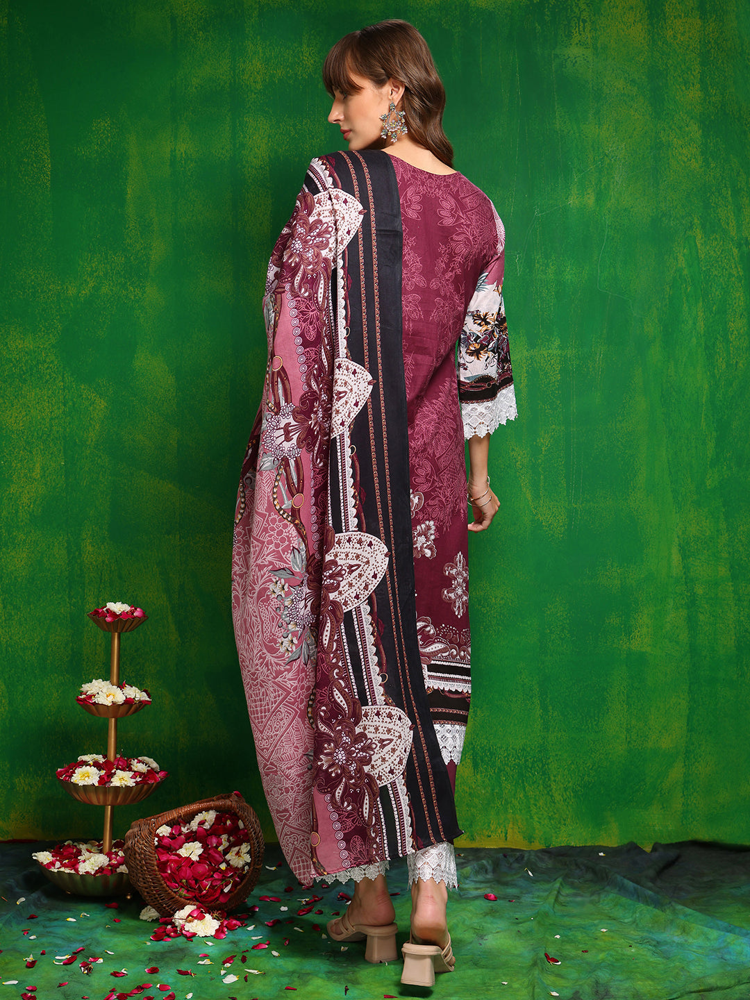 Pakistani Printed Kurta With Pant & Dupatta, Pink - Hiral Fashion | Grocsy
