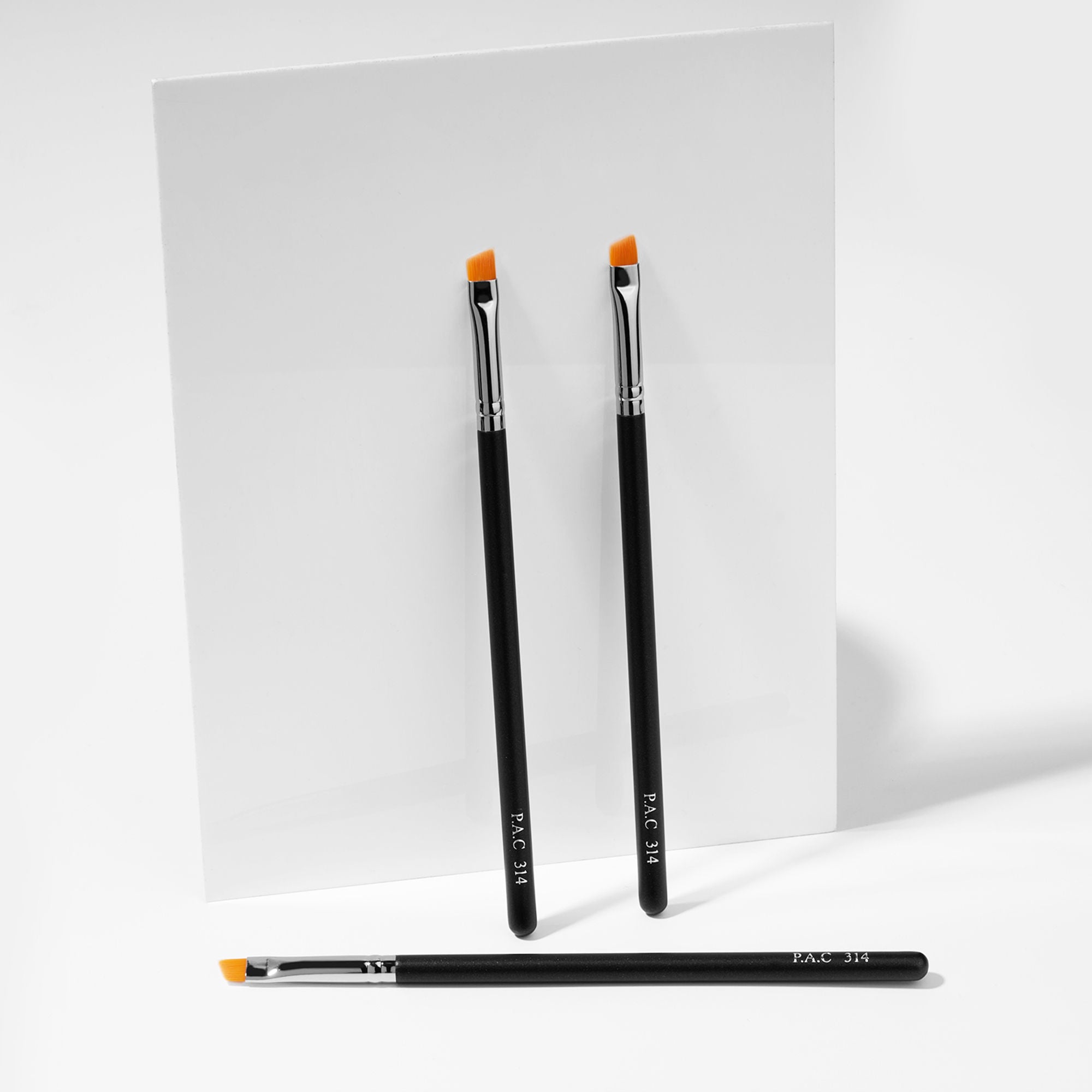 PAC Studio Eyeliner Brush - 314 | Grocsy
