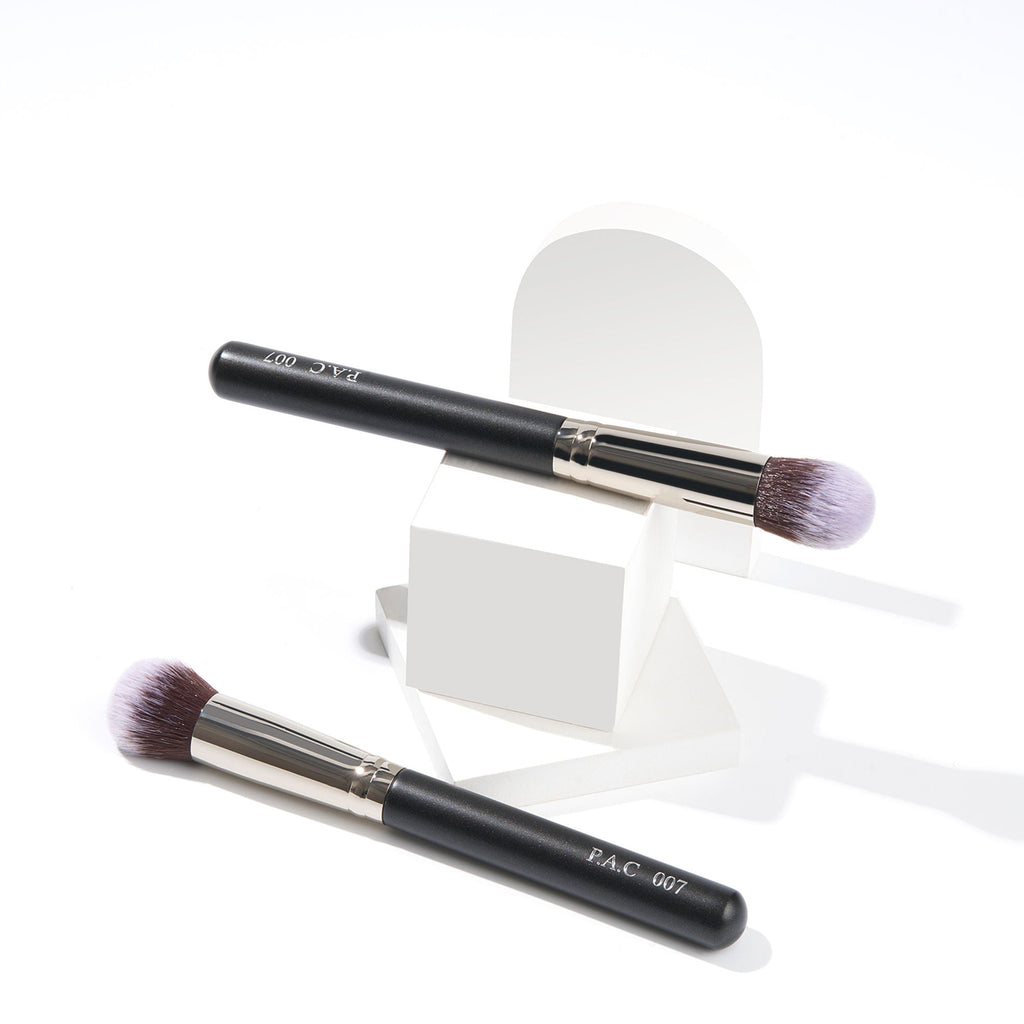 PAC Studio Concealer Brush - 007 | Grocsy