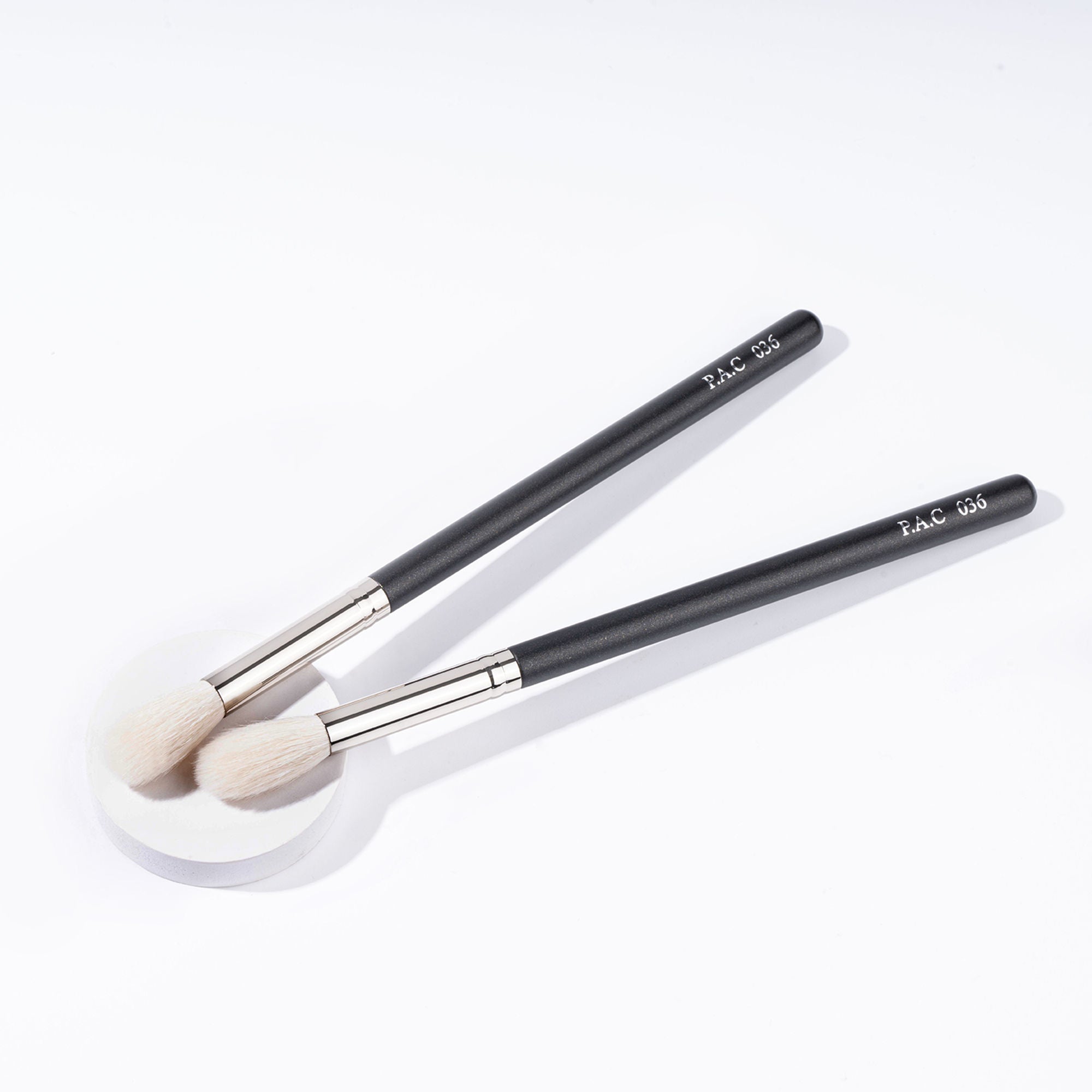 PAC Studio Powder Highlighter Brush 036 | Grocsy