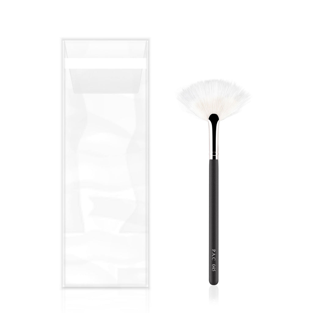 PAC Studio Highlighter Brush - 045 | Grocsy