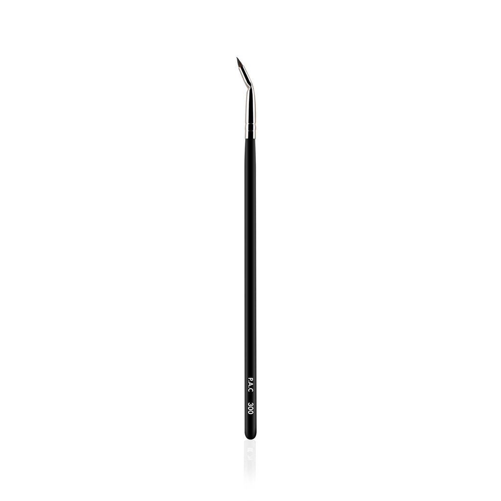 PAC Studio Eyeliner Brush - 300 | Grocsy