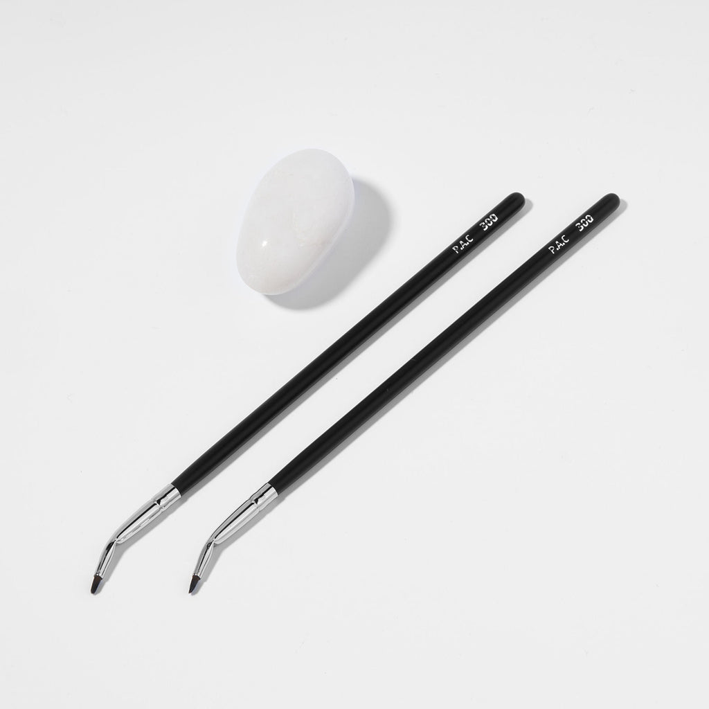 PAC Studio Eyeliner Brush - 300 | Grocsy