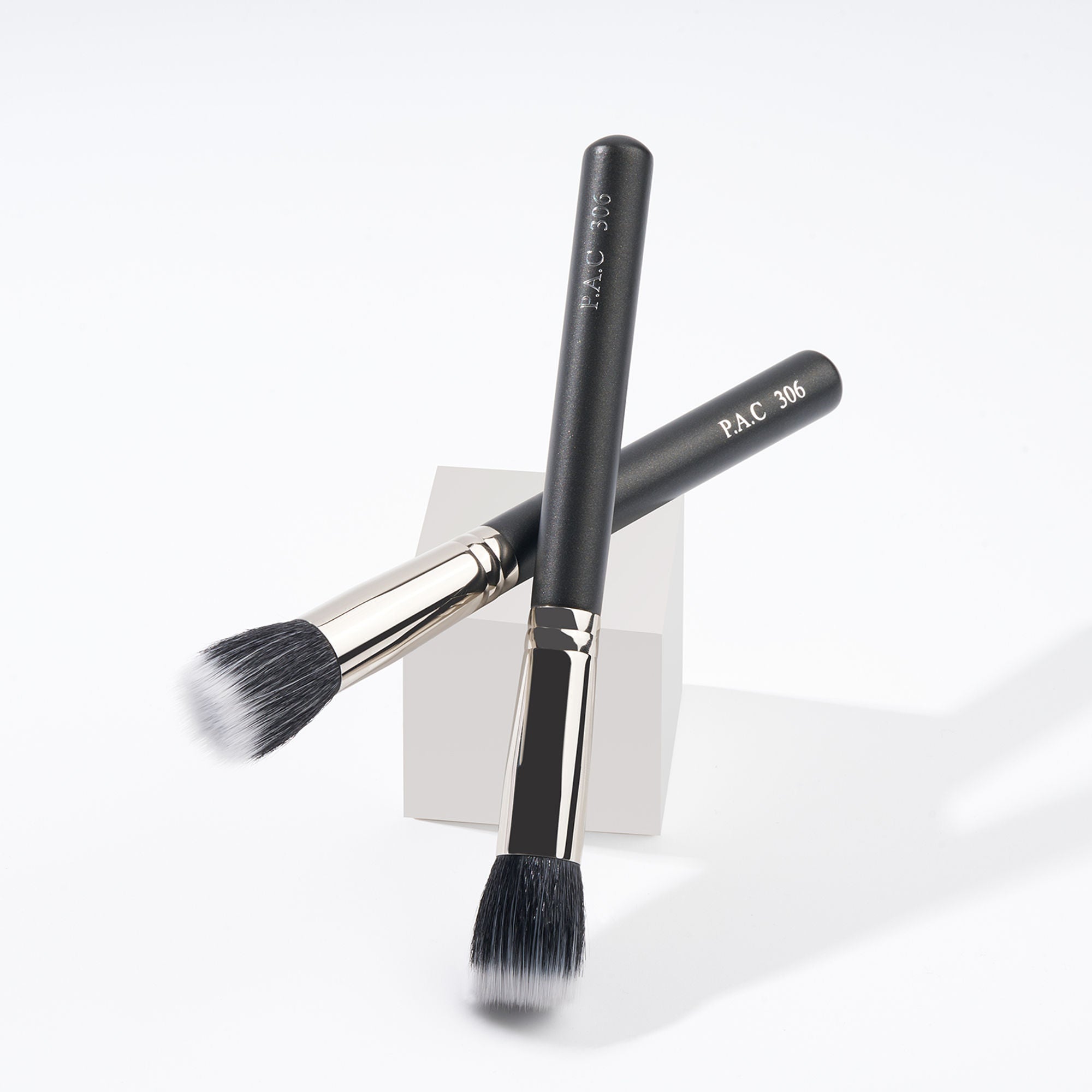 PAC Studio Blending Foundation Brush - 306 | Grocsy
