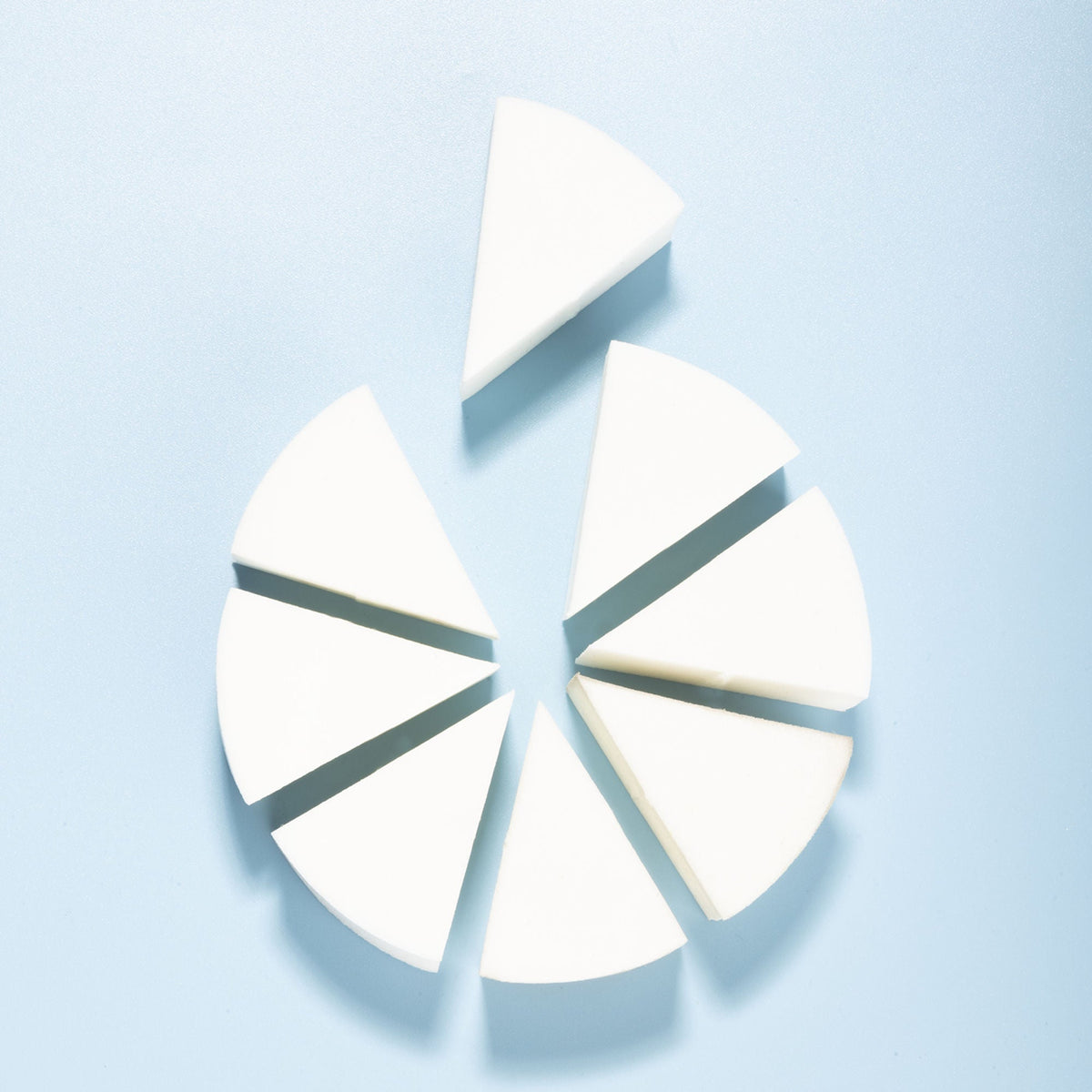 PAC Studio Makeup Sponge (Triangle Pie)(White) | Grocsy
