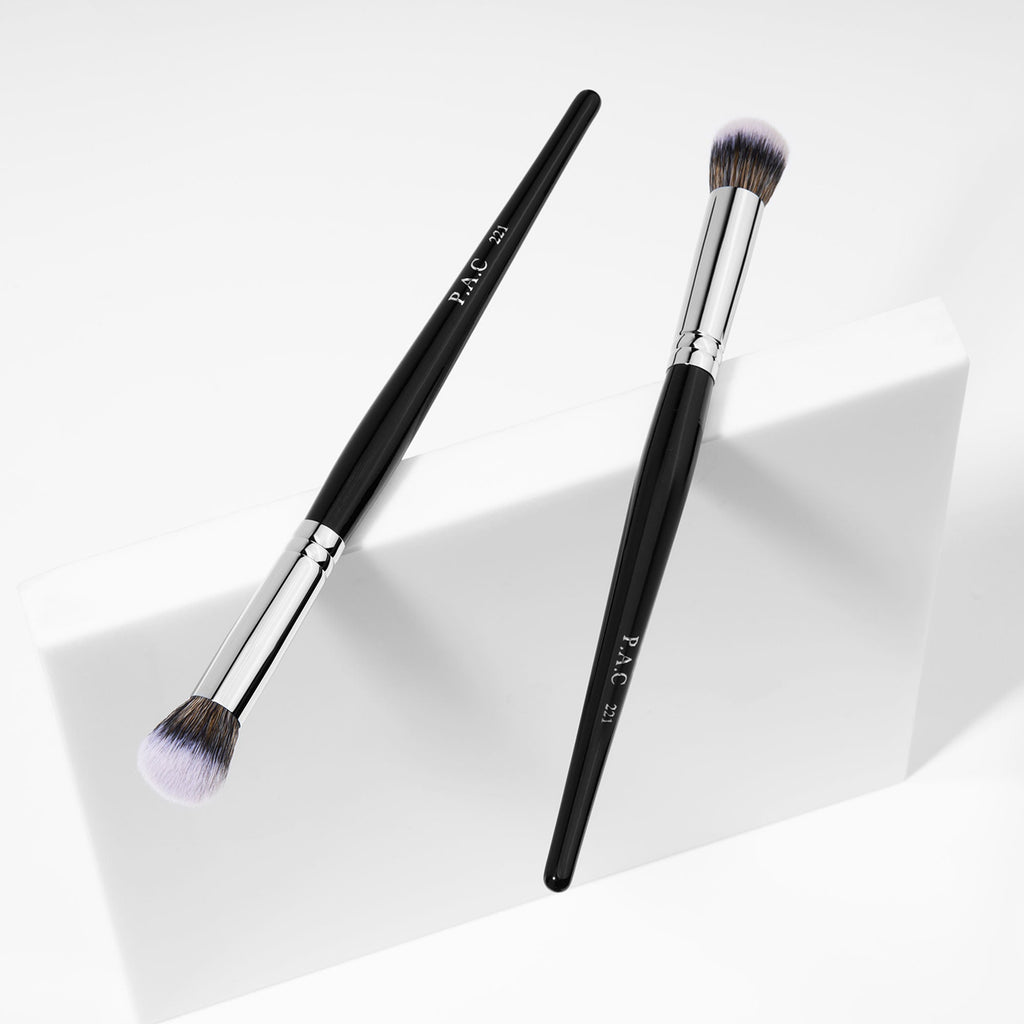 PAC Studio Powder Brush - 221 | Grocsy