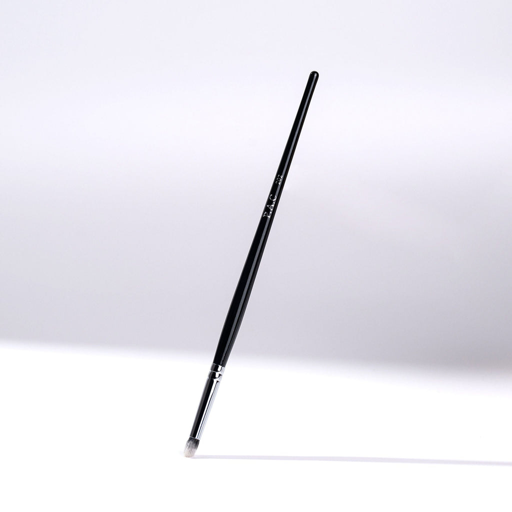 PAC Studio Blending Eyeshadow Brush - 202 | Grocsy