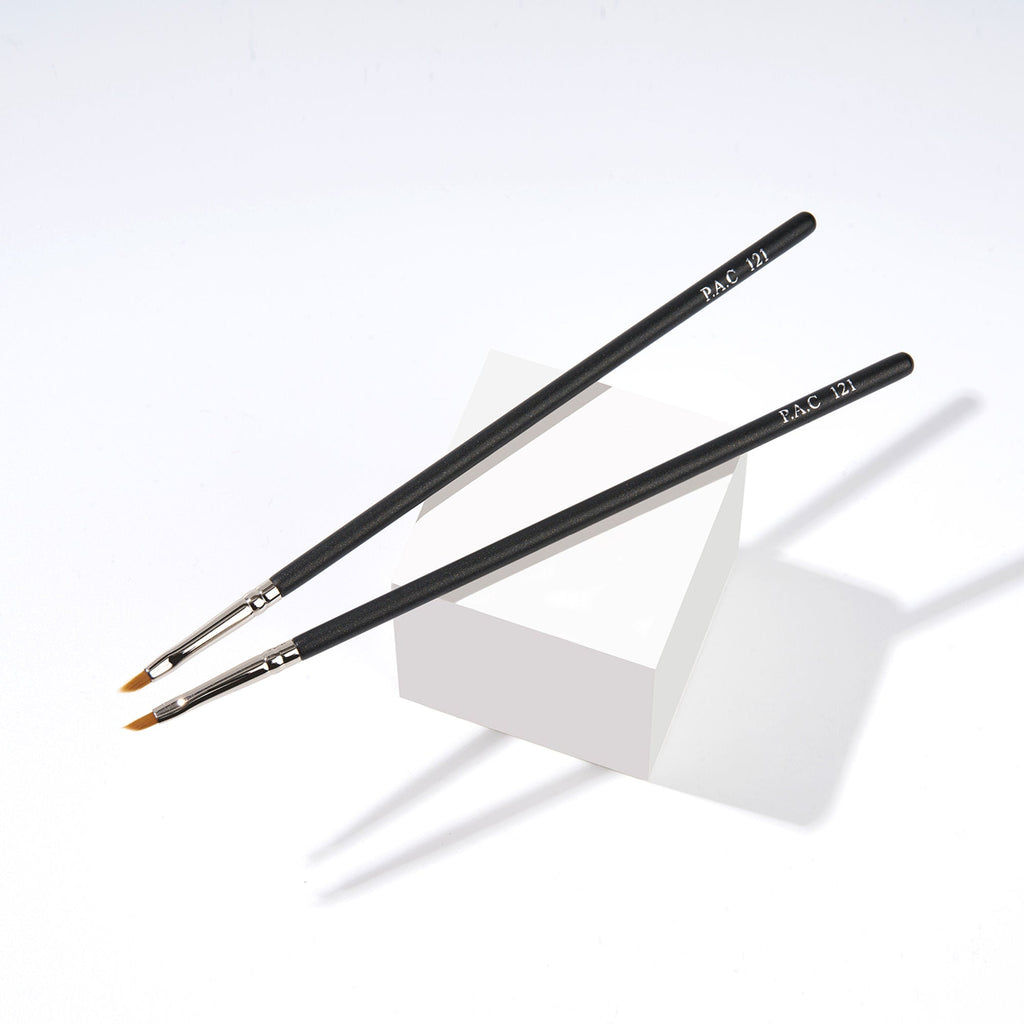 PAC Studio Eyeliner Brush - 121 | Grocsy