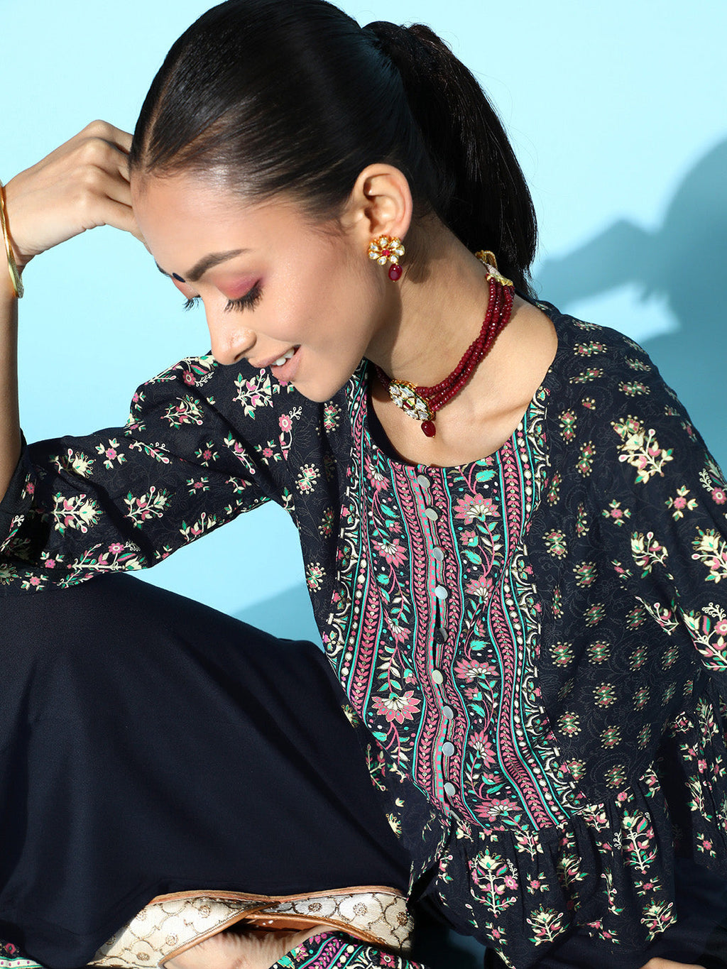 Juniper Womens Black Floral Printed Rayon Clothing Set | Grocsy