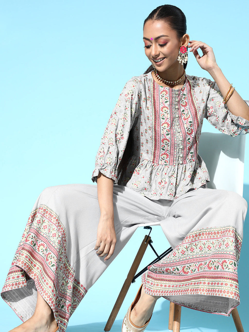 Juniper Womens Grey Floral Printed Rayon Clothing Set | Grocsy