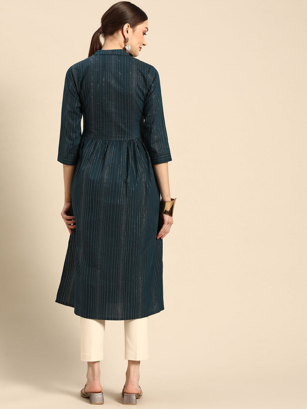 Sangria Women Navy Blue Striped Kurta | Grocsy