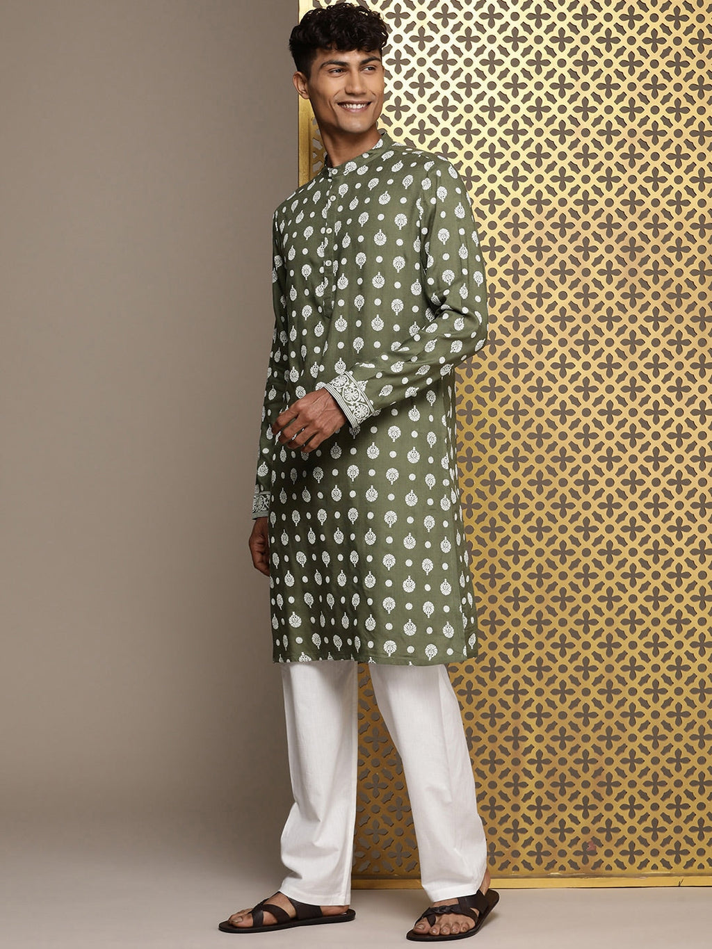 House of Pataudi Jashn Ethnic Motifs Printed Kurta | Grocsy
