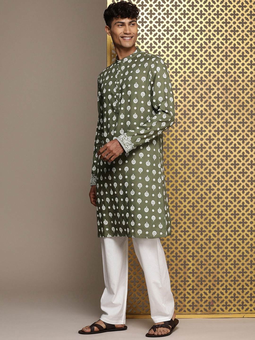 House of Pataudi Jashn Ethnic Motifs Printed Kurta | Grocsy