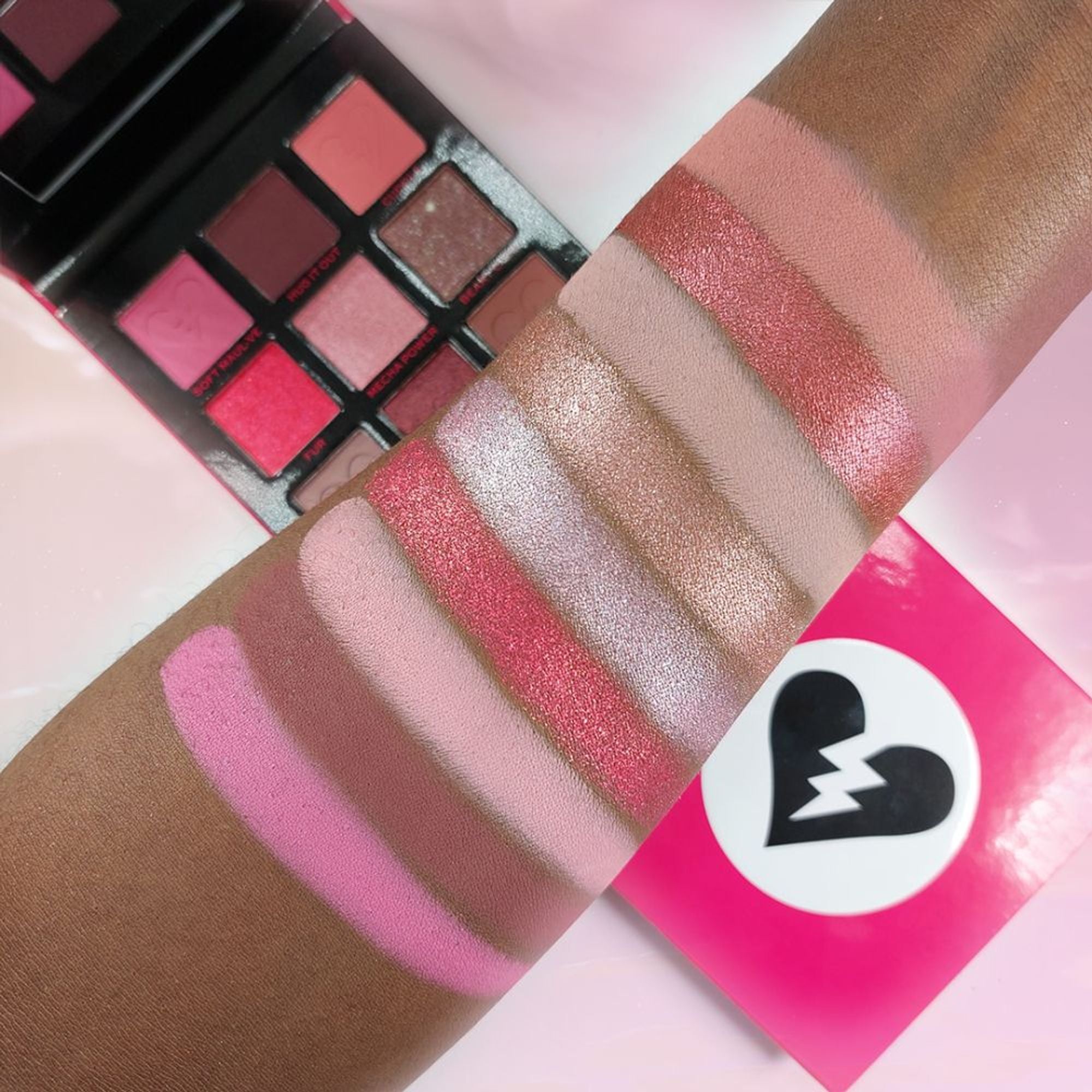 Makeup Revolution X Fortnite Cuddle Team Leader 9 Pan Shadow Palette | Grocsy