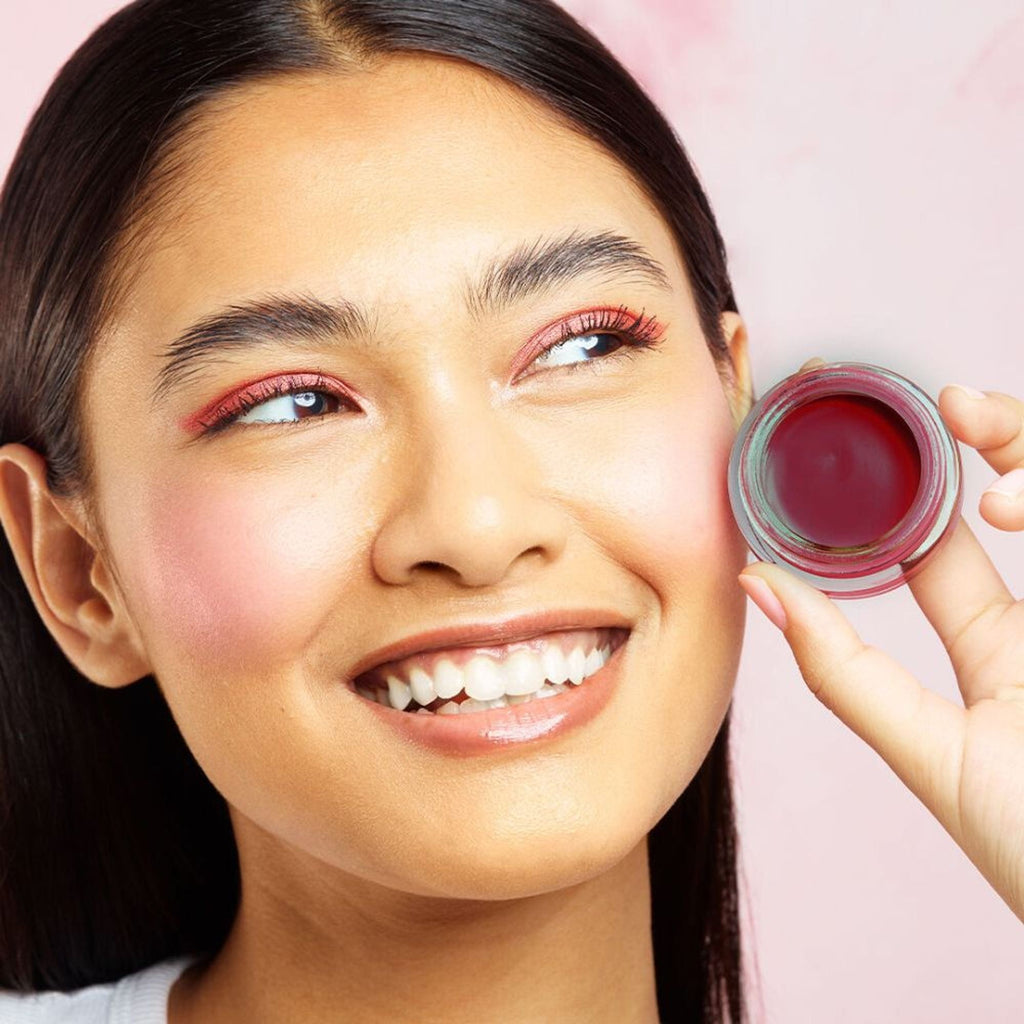 Makeup Revolution Mousse Blush - For Cheeks & Eyes Non Sticky-Soft Focus Effect - Juicy fuchsia Pink | Grocsy