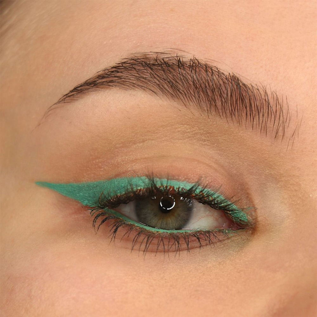 Makeup Revolution Streamline Waterline Eyeliner Pencil-Ultra Creamy Smudge Proof Smokey Looks - Teal | Grocsy