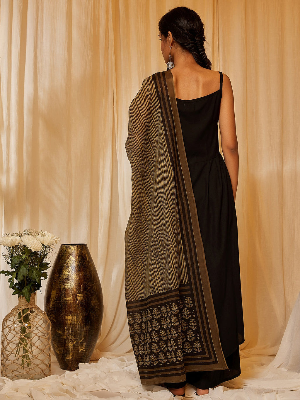 InWeave Women's Black Strappy Kurta Palazzo Set With Green Boota Dupatta | Grocsy