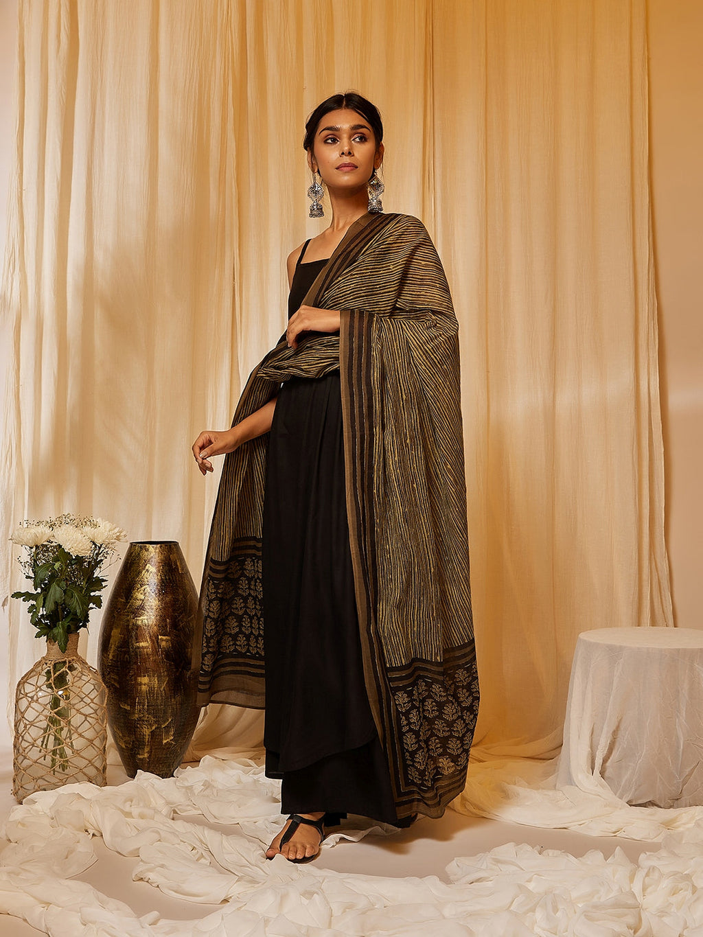 InWeave Women's Black Strappy Kurta Palazzo Set With Green Boota Dupatta | Grocsy