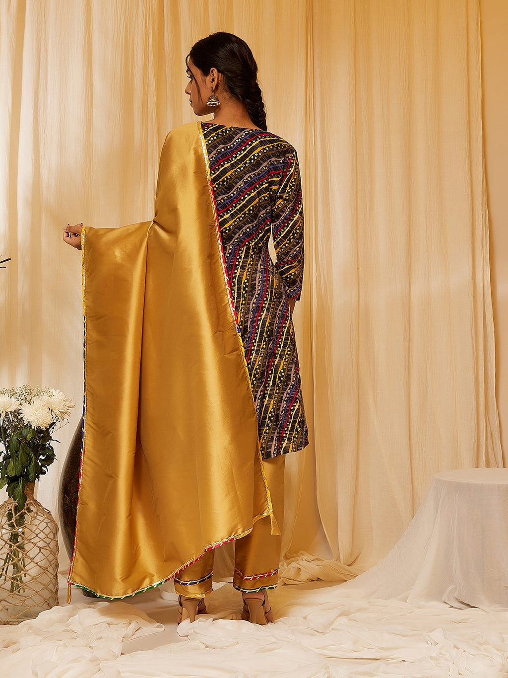 InWeave Charcoal Black Leheriya Silk Set | Grocsy